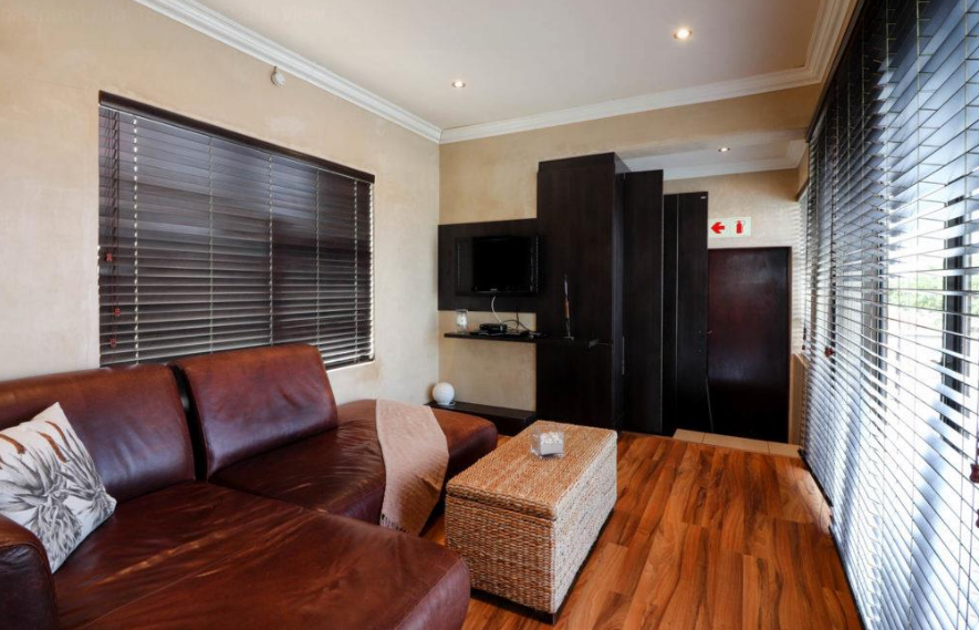 To Let 1 Bedroom Property for Rent in Table View Western Cape